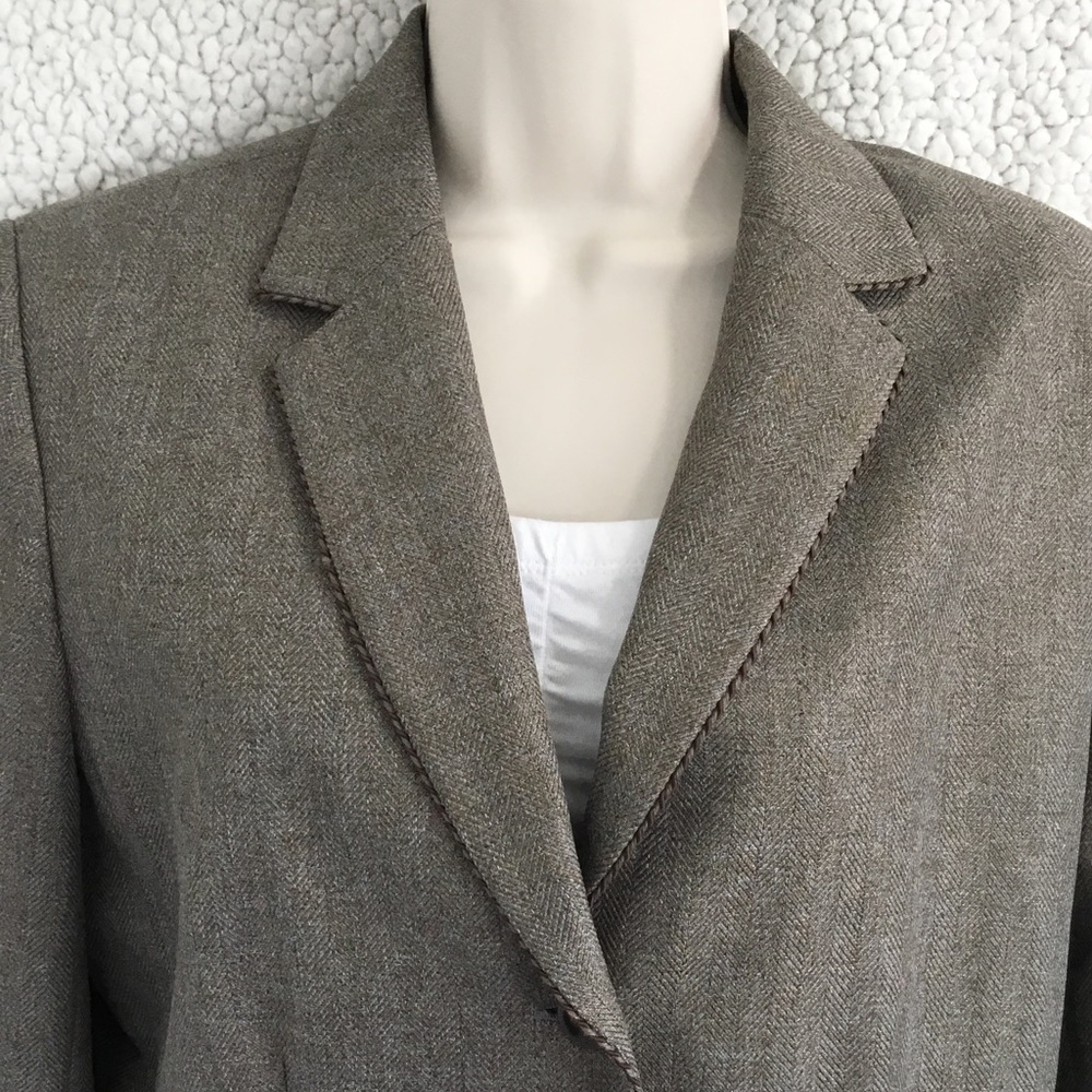 New Taylor B. Moss Taupe Blazer Size 10 - Picture 4 of 15
